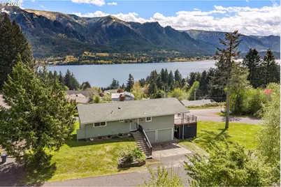 270 NE Wisteria Way, Stevenson, WA 98648 - Photo 1