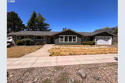1305 NE Newall Rd, Newberg, OR 97132 - Photo 1