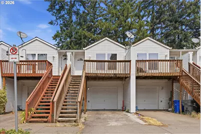 14131 SE Woodward St, Portland, OR 97236 - Photo 1