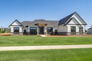 2110 SW Homer Ross Loop, McMinnville, OR 97128 - Photo 1