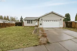 1780 Grape Ct, Sweet Home, OR 97386 - Photo 1