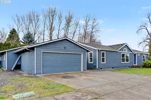 130 N Noble Ave, Stayton, OR 97383 - Photo 1