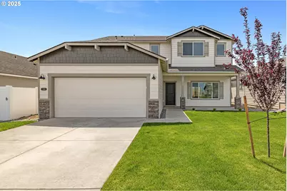 534 Grant St, Umatilla, OR 97882 - Photo 1