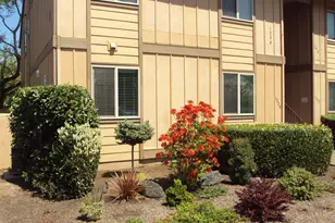 1228 NE 27th St, McMinnville, OR 97128 - Photo 1