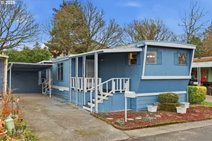 4424 SE Roethe Rd, Milwaukie, OR 97267 - Photo 1