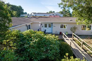 1601 Rhododendron Dr, Florence, OR 97439 - Photo 1