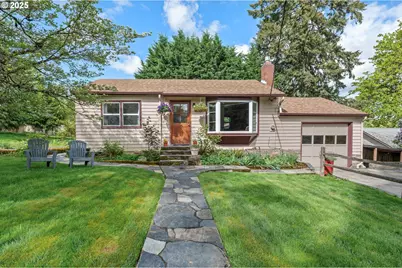 9253 SW 1st Ave, Portland, OR 97219 - Photo 1