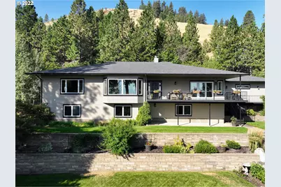 12 Pine Crest Dr, La Grande, OR 97850 - Photo 1