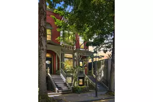 719 NW 17th Ave, Portland, OR 97209 - Photo 1