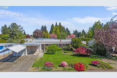 13671 Wisteria Dr, Aurora, OR 97002 - Photo 1