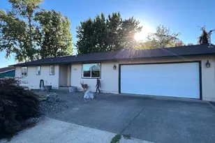 234 Little Valley Rd, Roseburg, OR 97471 - Photo 1