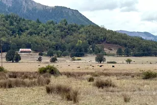 4781 Flournoy Valley Rd, Roseburg, OR 97471 - Photo 1