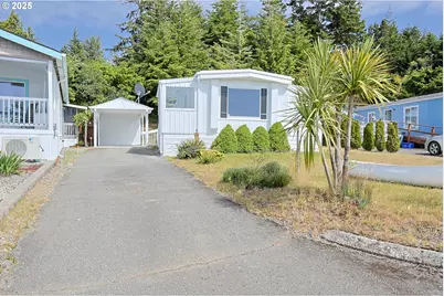545 Puerto Vista Dr, Coos Bay, OR 97420 - Photo 1