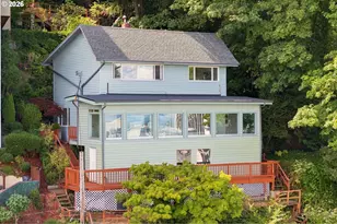 2604 SW Buckingham Ave, Portland, OR 97201 - Photo 1