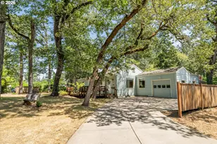 190 W 36th Ave, Eugene, OR 97405 - Photo 1