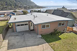 244 E 3rd St, Yachats, OR 97498 - Photo 1