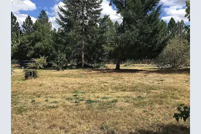 10007 SE 72nd Ave, Milwaukie, OR 97222 - Photo 1