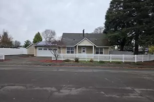 1730 NE 12th Ave, Hillsboro, OR 97124 - Photo 1