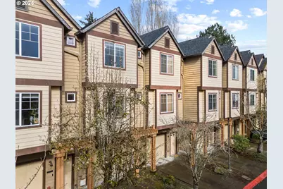 633 SW Dillan Dr, Beaverton, OR 97006 - Photo 1