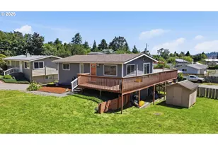 1060 S 10th St, Coos Bay, OR 97420 - Photo 1