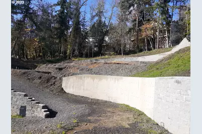 3692 Lawrence St, Eugene, OR 97405 - Photo 1