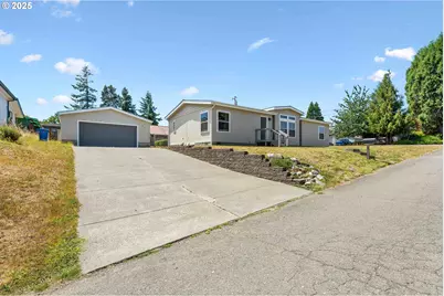 386 Fink St, Coos Bay, OR 97420 - Photo 1