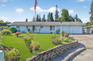 3218 West Pl, Hubbard, OR 97032 - Photo 1