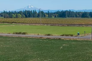 10265 Carlson Way NE, Hubbard, OR 97032 - Photo 1