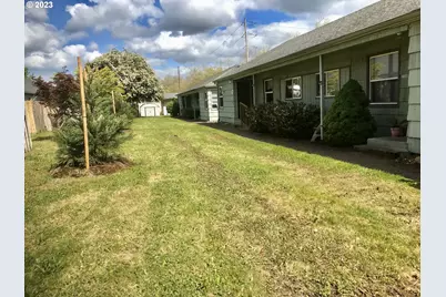 2560 SE 136th Ave, Portland, OR 97236 - Photo 1