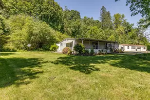 215 E Scott Ave, Woodland, WA 98674 - Photo 1