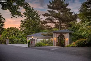 262 NW Royal Blvd, Portland, OR 97210 - Photo 1