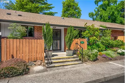 15100 SW Crown Dr #6, King City, OR 97224 - Photo 1