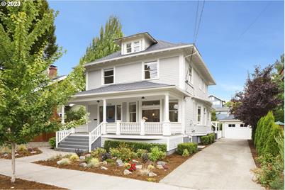 2136 NE 9th Ave, Portland, OR 97212 - Photo 1