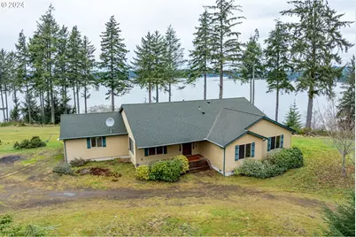 82478 Siltcoos Station Rd, Westlake, OR 97493 - Photo 1