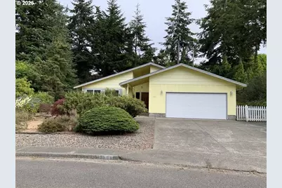 3511 Scott Ct, North Bend, OR 97459 - Photo 1