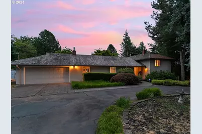 13092 Amber Pl, Lake Oswego, OR 97034 - Photo 1