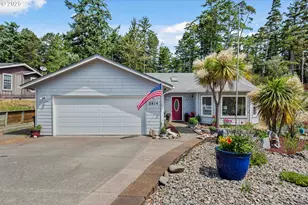 2614 Montana St, North Bend, OR 97459 - Photo 1