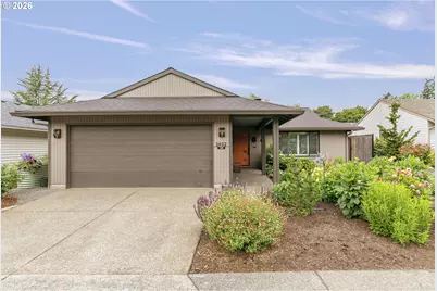 2402 SE Balboa Dr, Vancouver, WA 98683 - Photo 1
