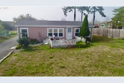 301 Oxford St, Brookings, OR 97415 - Photo 1