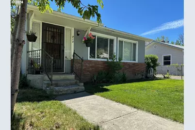 212 N Humbolt St, Canyon City, OR 97820 - Photo 1