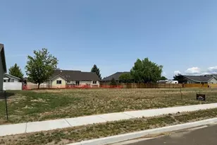 10702 Greg Ln, Island City, OR 97814 - Photo 1