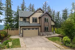 10932 SE Hilltop Ct, Happy Valley, OR 97086 - Photo 1