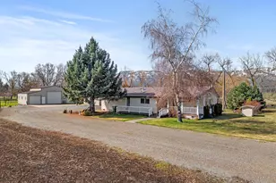 812 Courtney Ln, Summerville, OR 97876 - Photo 1