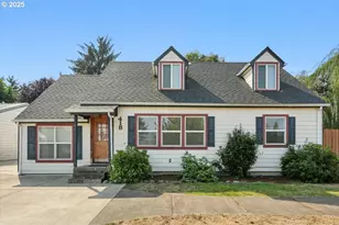 418 E Harrison St, Carlton, OR 97111 - Photo 1