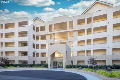 6605 W Burnside Rd #144, Portland, OR 97210 - Photo 1