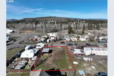 610 NE 2nd St, Goldendale, WA 98620 - Photo 1