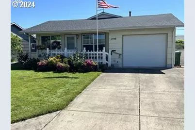 2142 Country Club Rd, Woodburn, OR 97071 - Photo 1