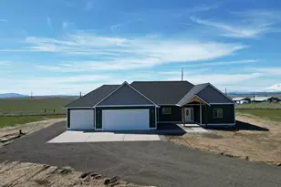 124 Pioneer Cir, Goldendale, WA 98620 - Photo 1