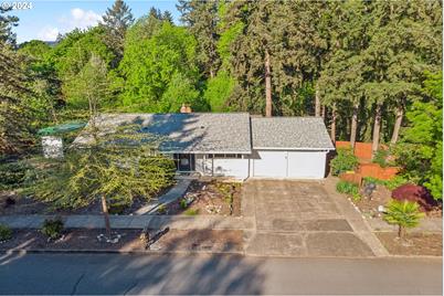 3246 Forest Gale Dr, Forest Grove, OR 97116 - Photo 1