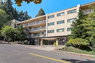 2393 SW Park Pl, Portland, OR 97205 - Photo 1